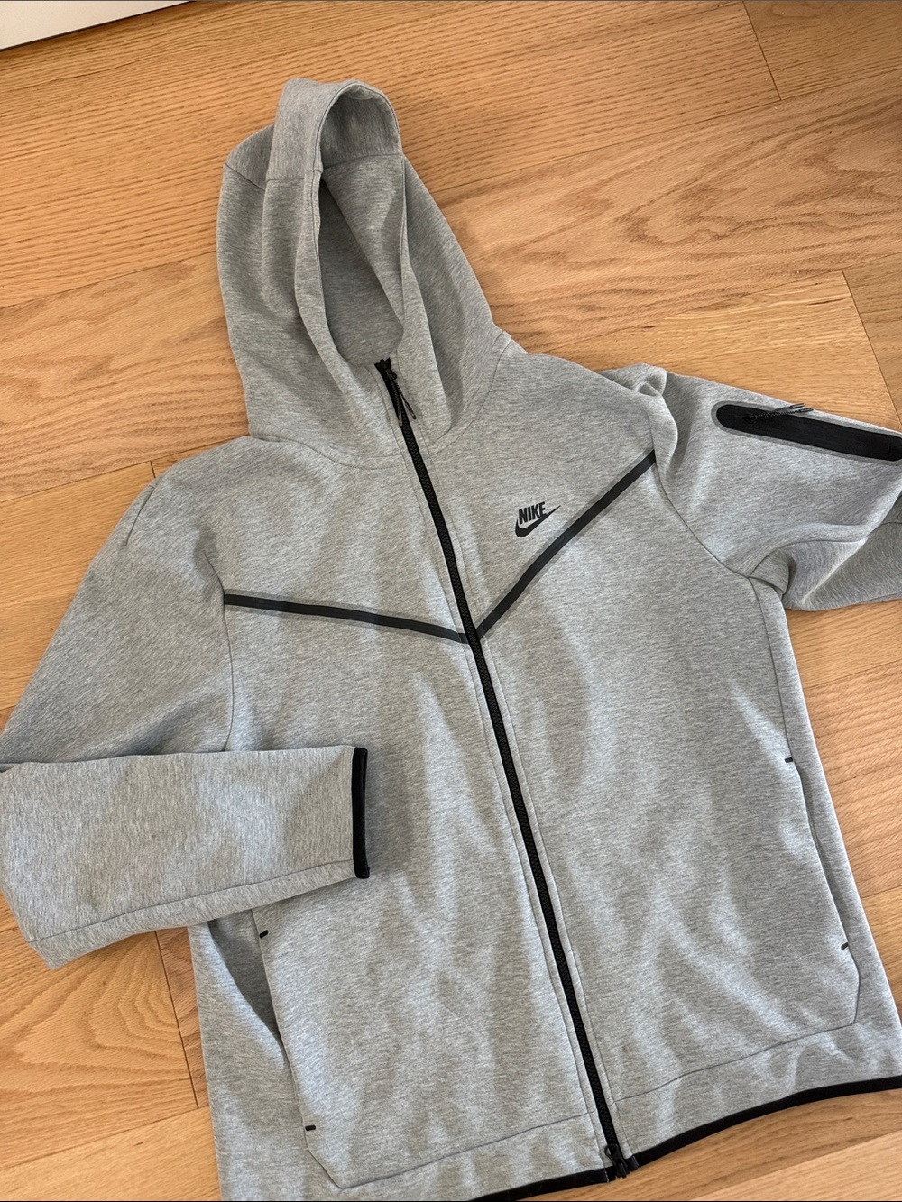 Nike Tech Fleece Windrunner Full-Zip Hoodie TALL